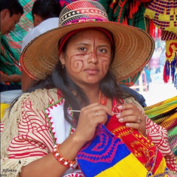 Meet your Posher, Vanessa! - Picture 9 of 12